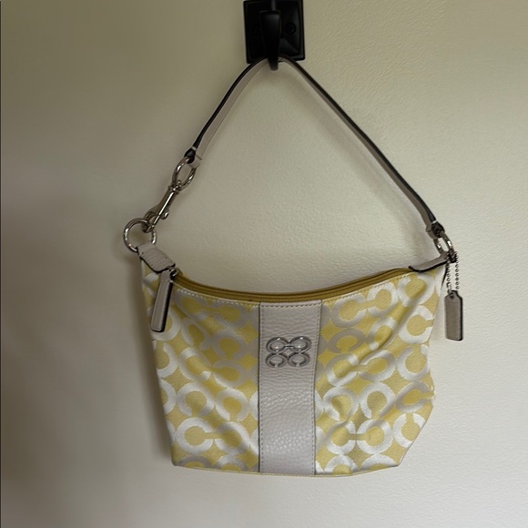 Vintage Coach shoulder bag from Y2K in great condition! - Picture 1 of 7